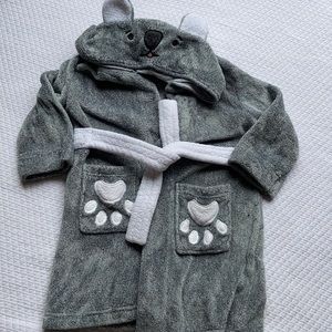 Size 4t/5t Koala Hooded Bathrobe Grey